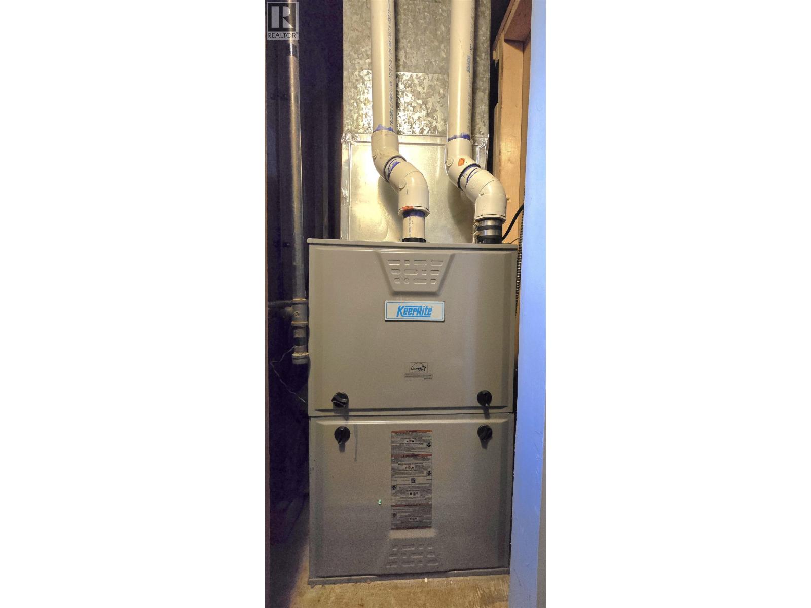 192 THACKER CRESCENT, Prince George