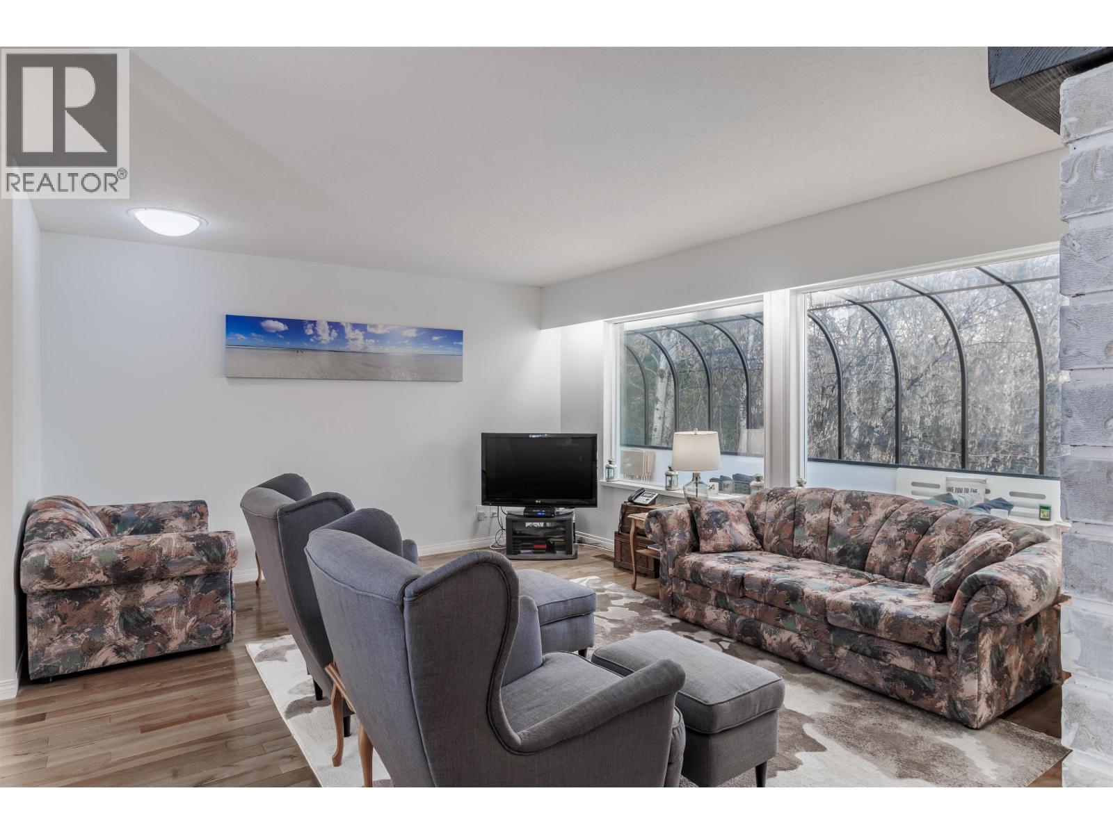 4715 PARKER COURT - 7