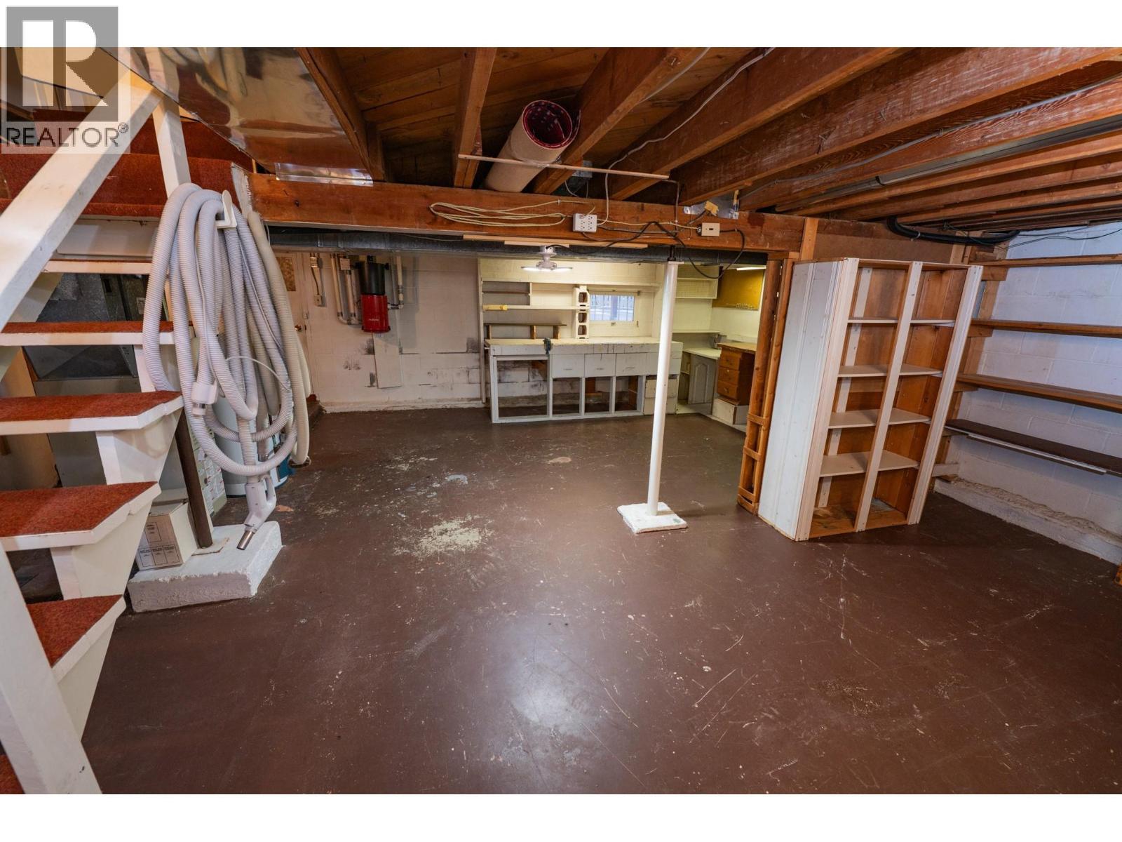 1832 HURL STREET - 28