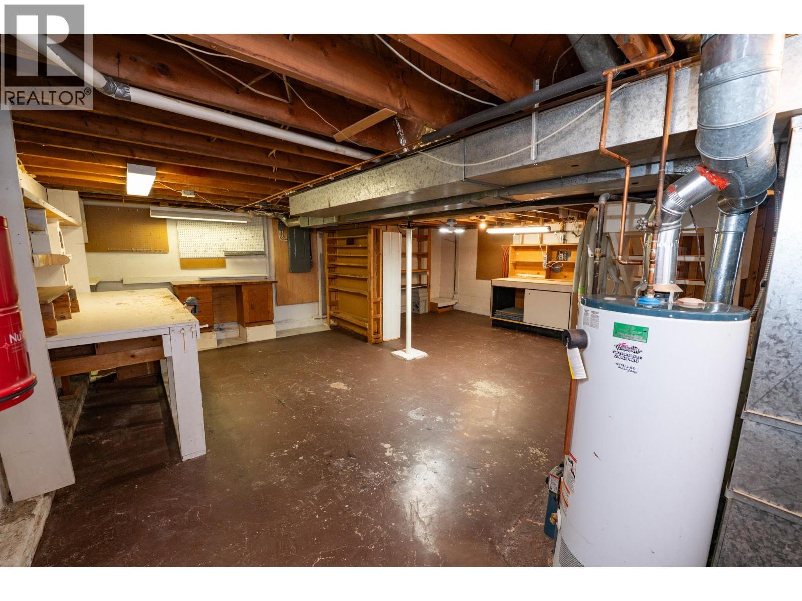 1832 HURL STREET - 30