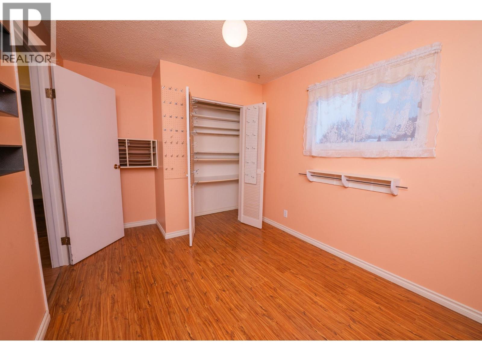 1832 HURL STREET - 18