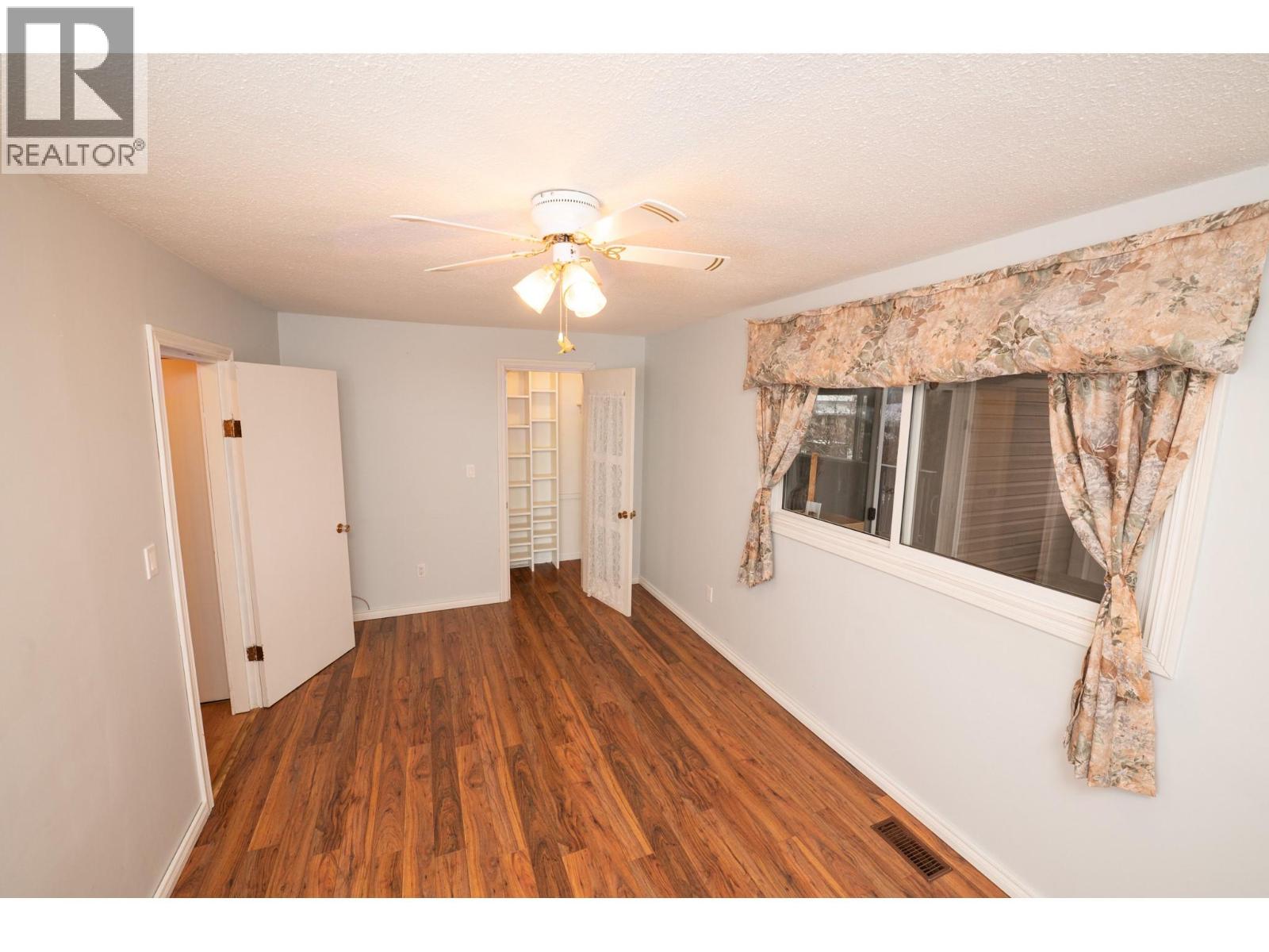 1832 HURL STREET - 16