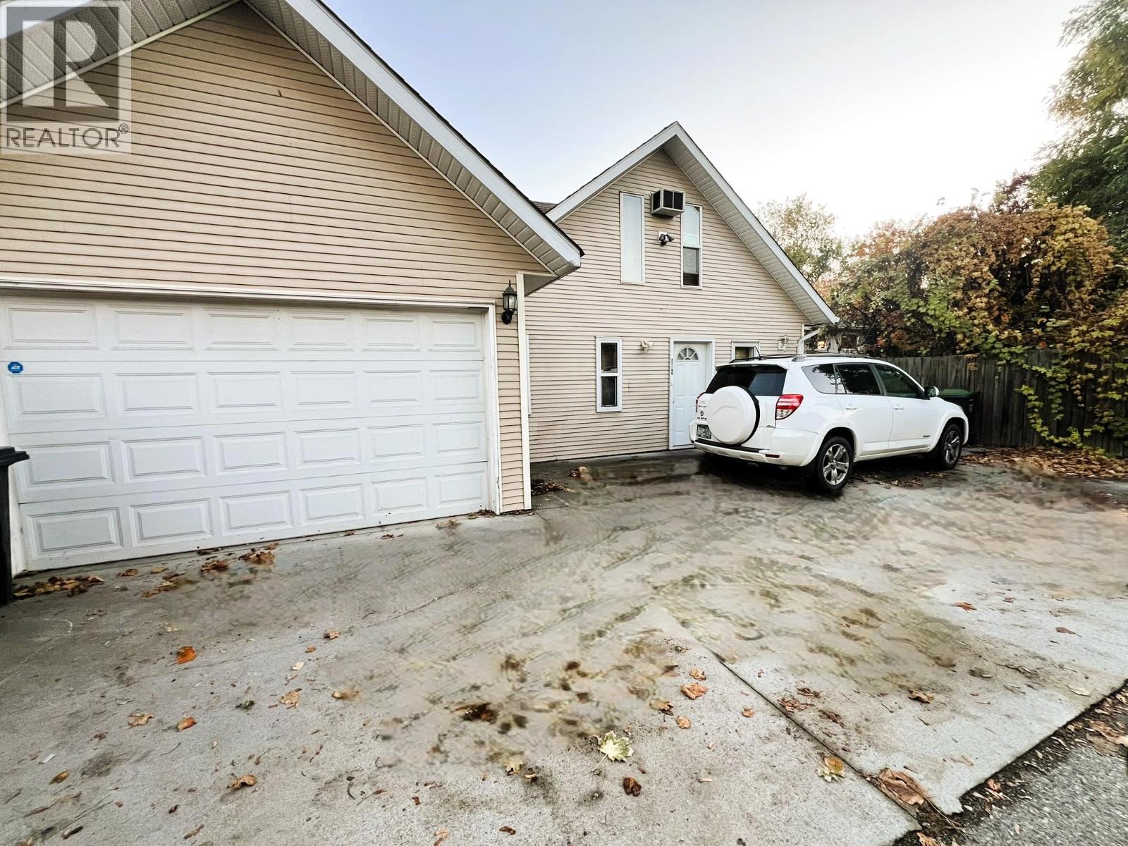 2174 Richter Avenue - 3
