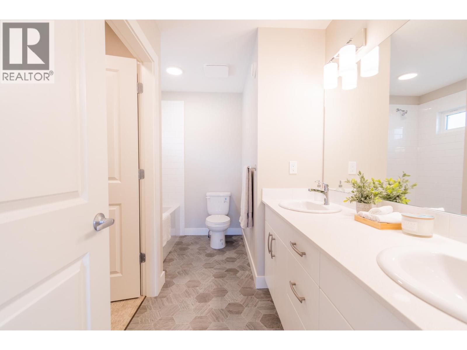 8800 DALLAS Drive Unit# 192, Kamloops