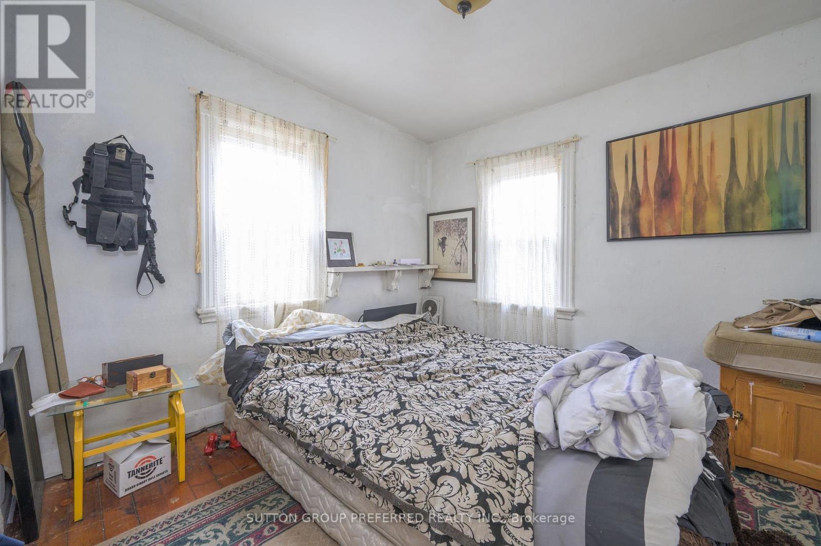 51 STANLEY STREET - 21