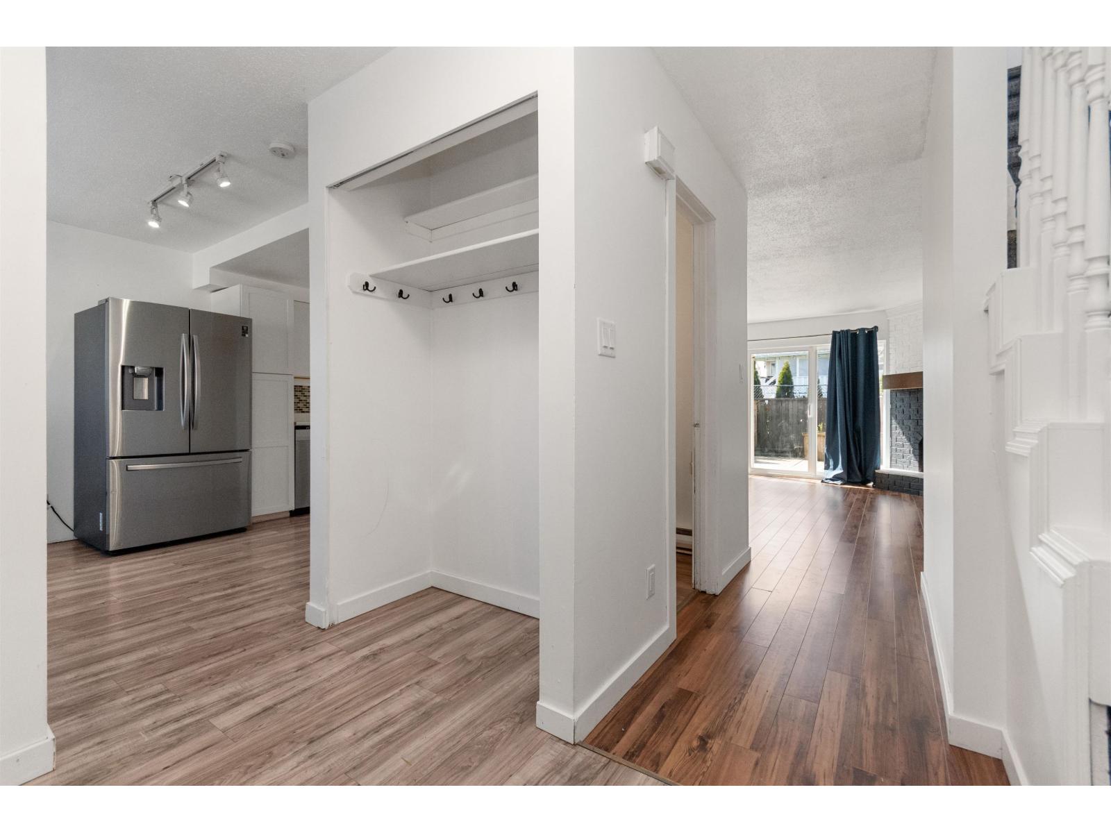 49 46689 FIRST AVENUE, Chilliwack Proper East, Chilliwack