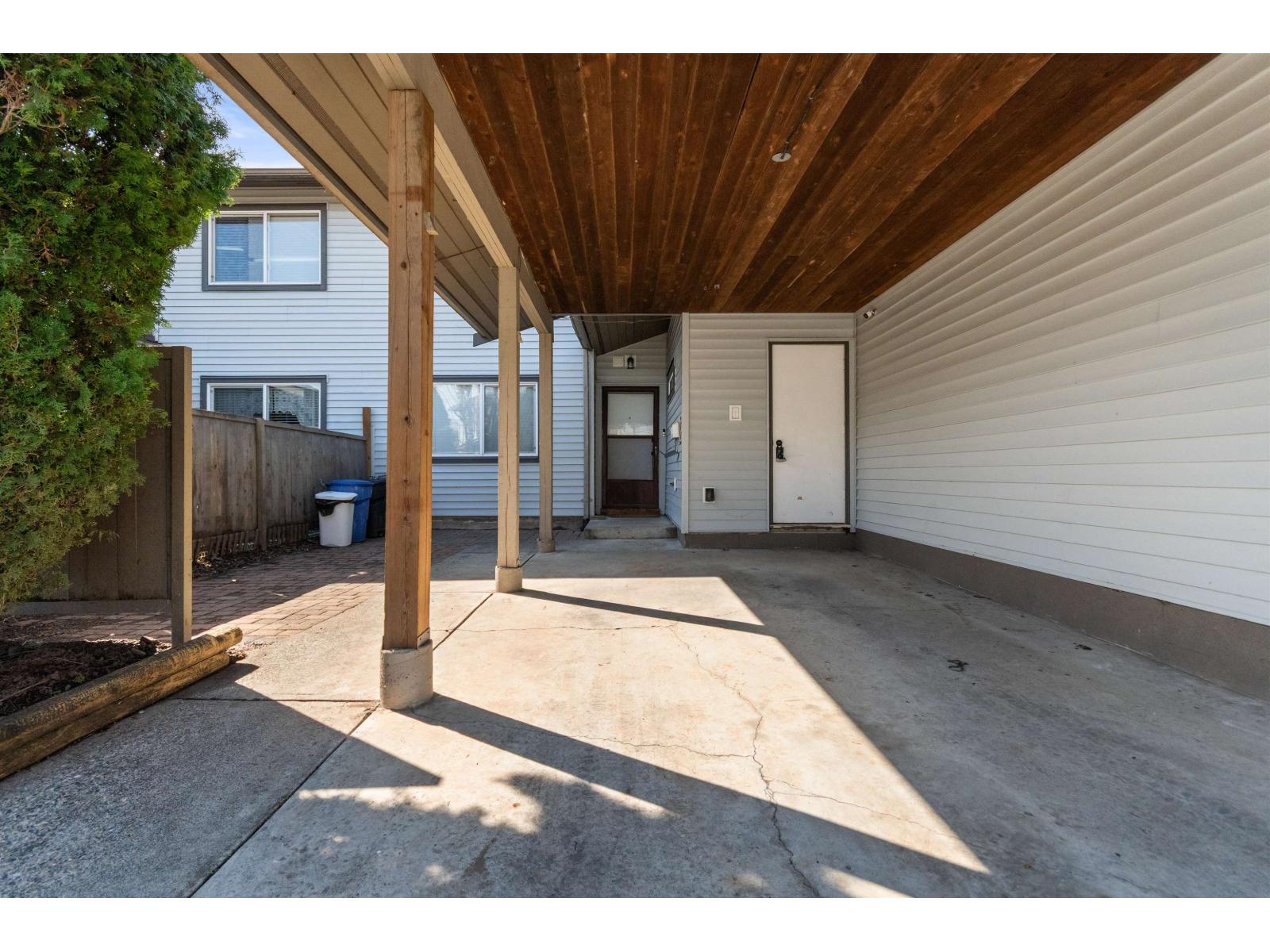 49 46689 FIRST AVENUE, Chilliwack Proper East, Chilliwack