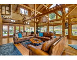 Sunroom - 5705 Upper Booth N Road, Kelowna, BC V1X7V7 Photo 17
