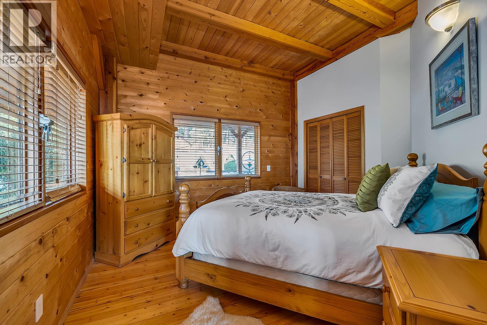 5705 Upper Booth N Road - 27