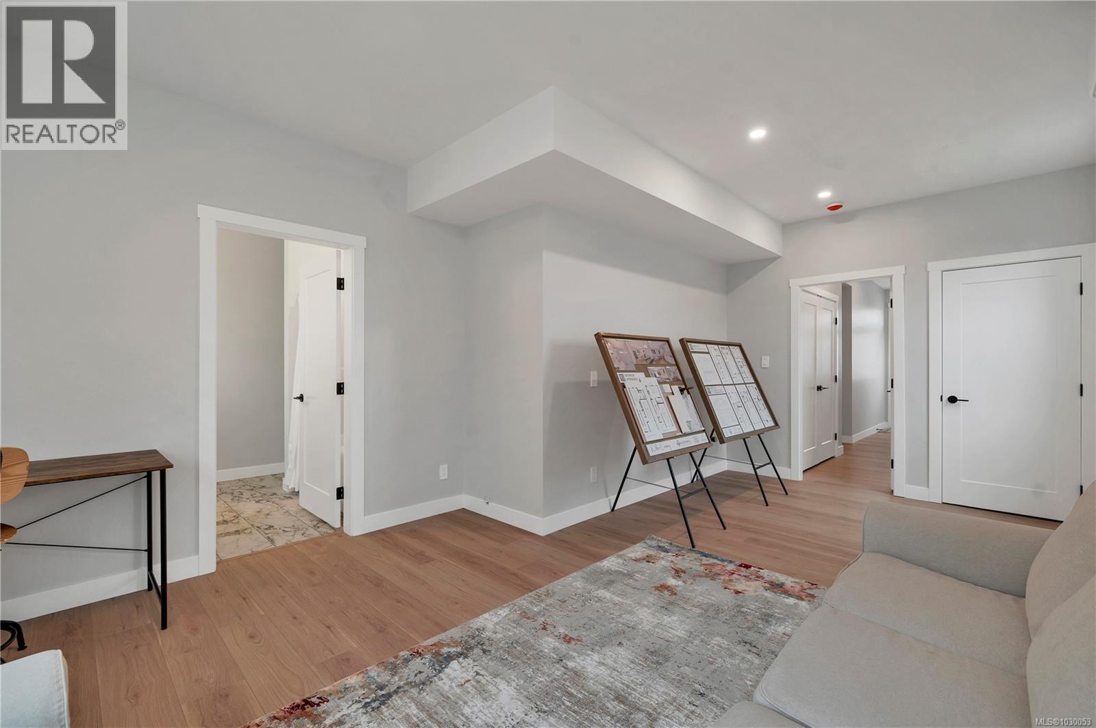 2022A Galerno Rd, Campbell River