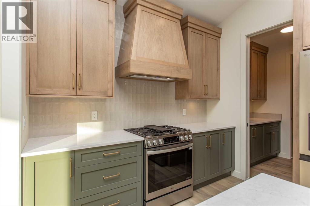 20 EMMETT CRESCENT - 6