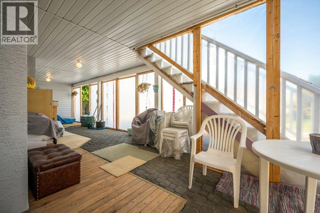 809 Cavalier Drive, Vernon