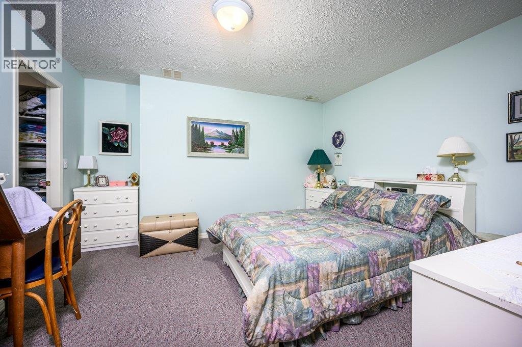 809 Cavalier Drive, Vernon