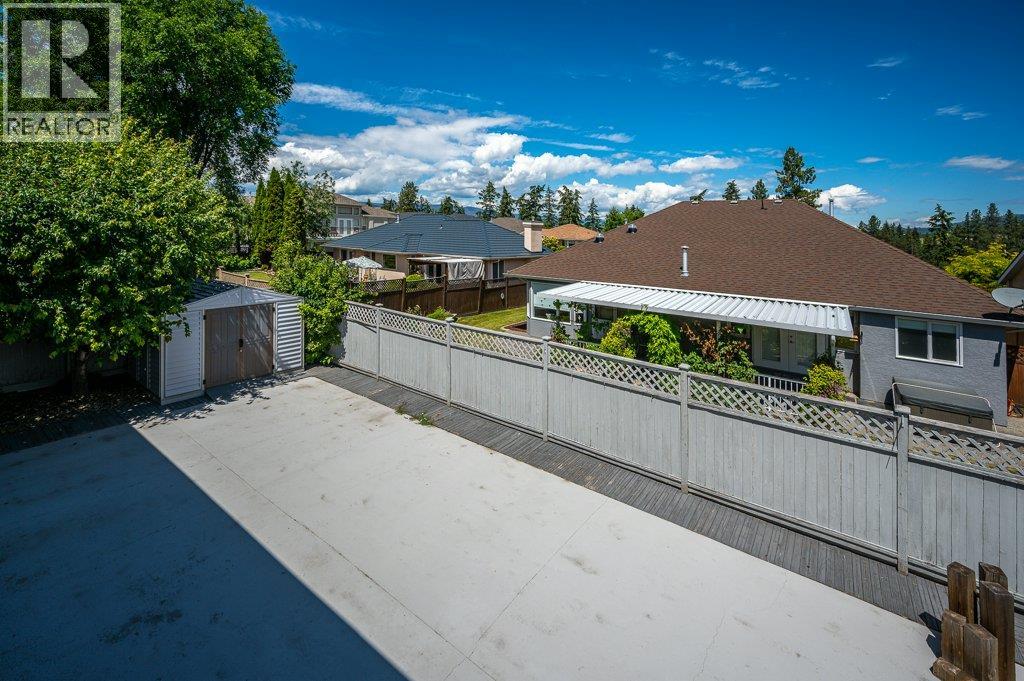 809 Cavalier Drive, Vernon