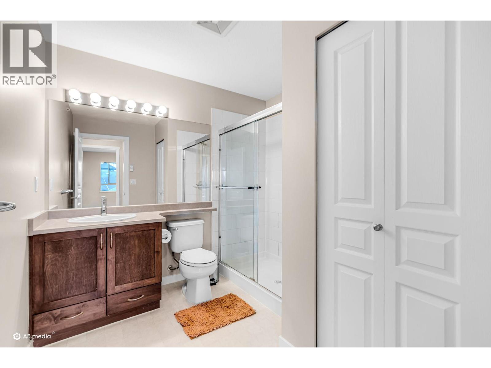 401 2951 SILVER SPRINGS BOULEVARD, Coquitlam