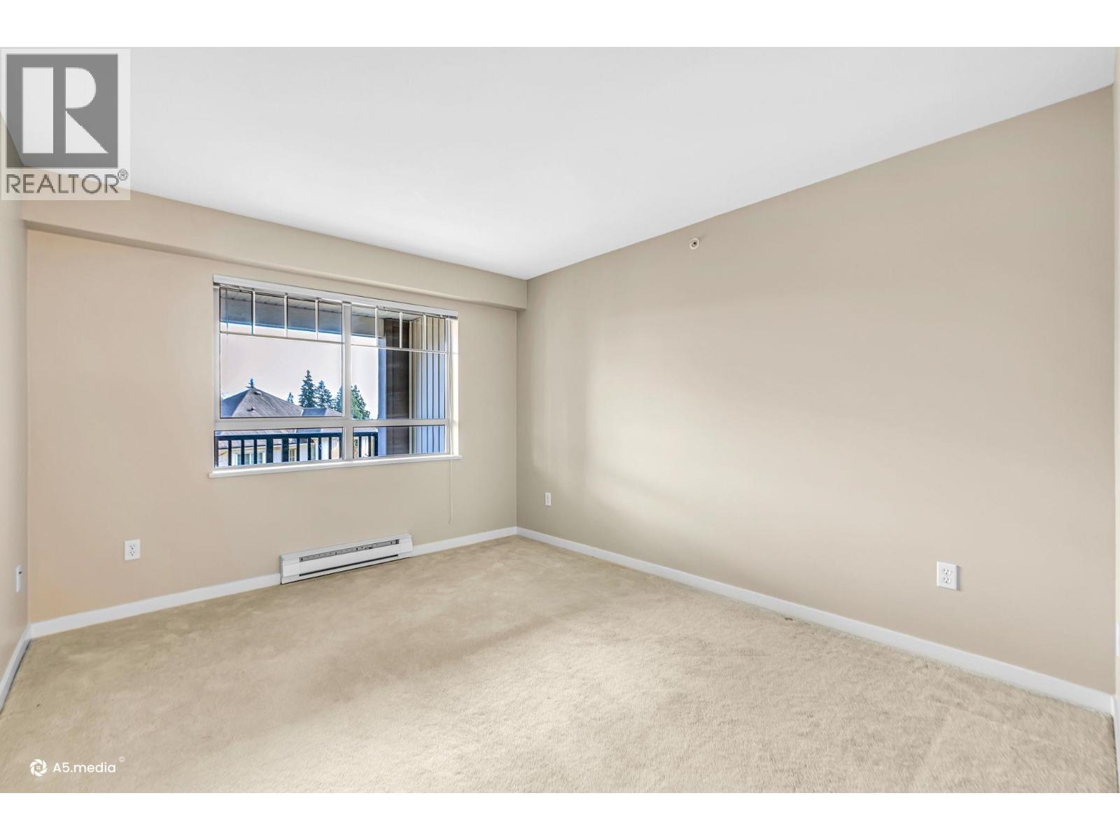 401 2951 SILVER SPRINGS BOULEVARD, Coquitlam