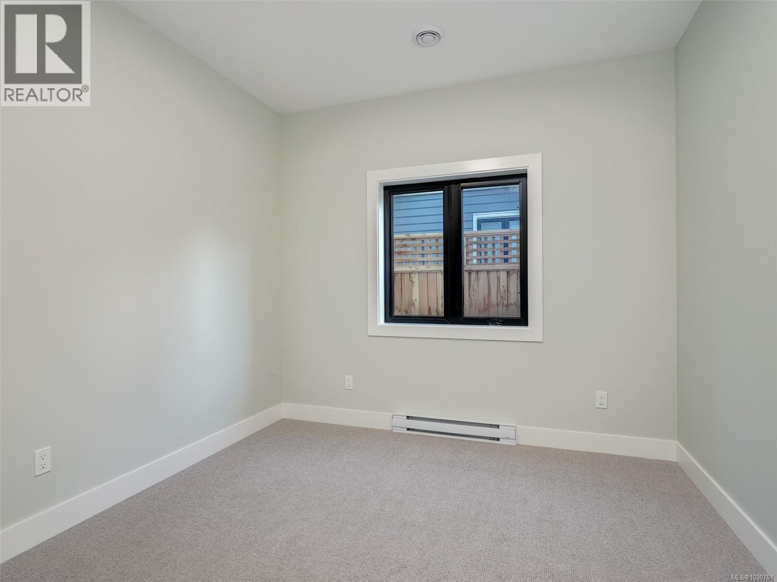 10950 Chalet Rd - 15