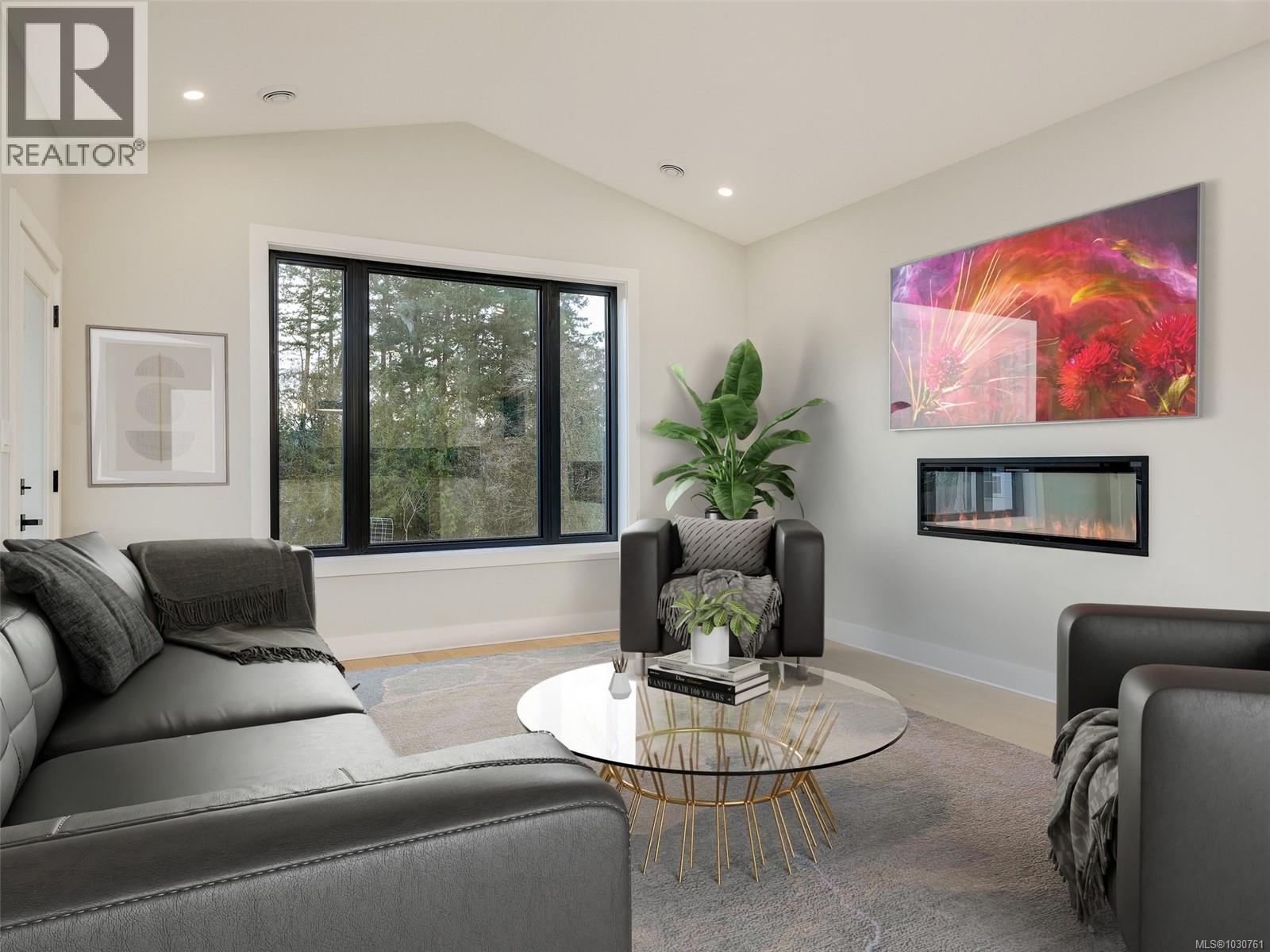  10950 Chalet Road, North Saanich