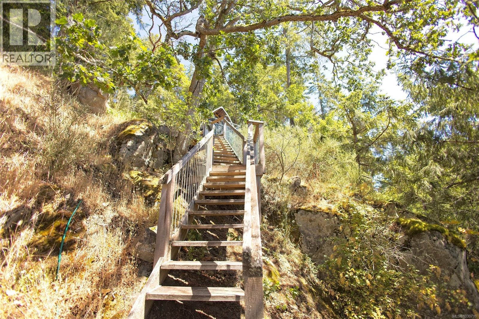 155 Mountain Park Dr, Salt Spring