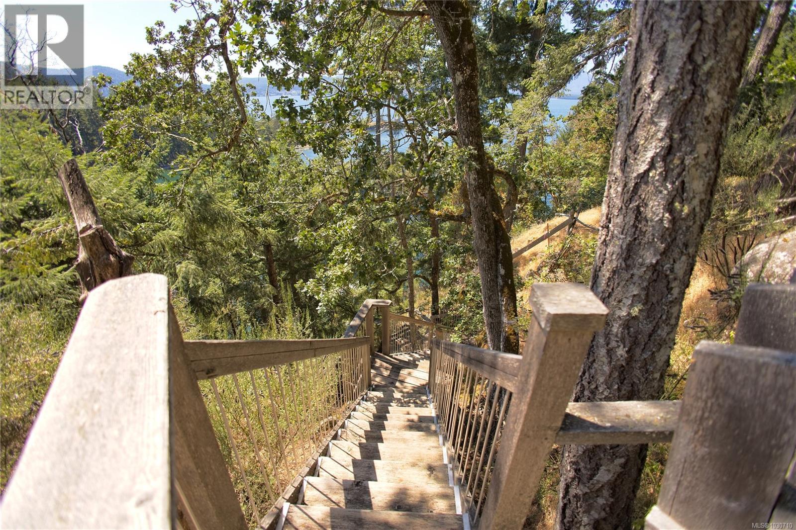 155 Mountain Park Dr, Salt Spring