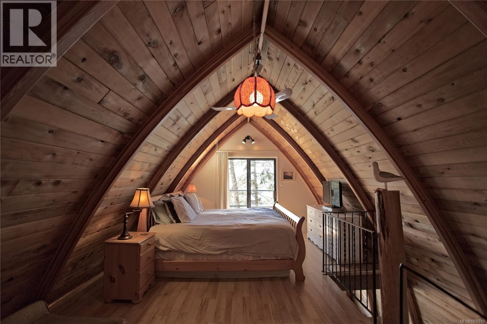 155 Mountain Park Dr, Salt Spring