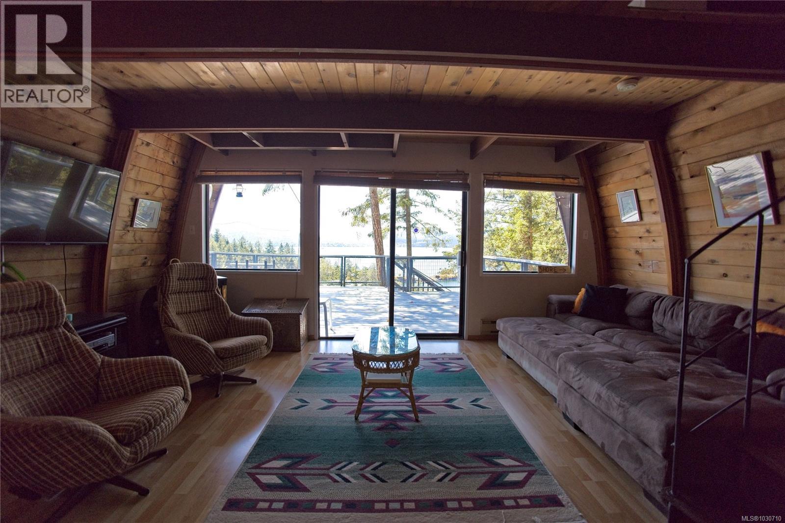 155 Mountain Park Dr, Salt Spring