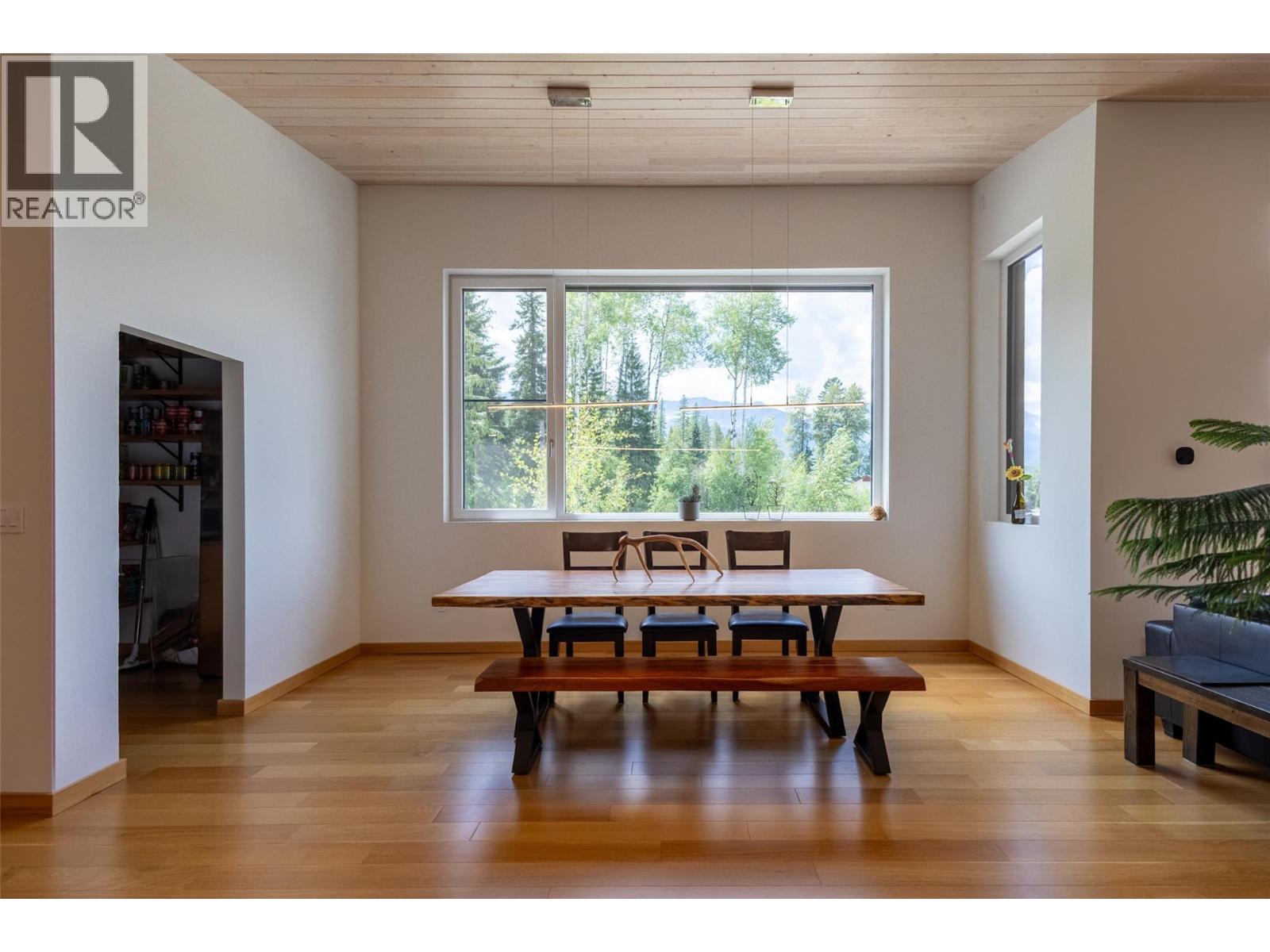 2 Piedmont Drive, Fernie