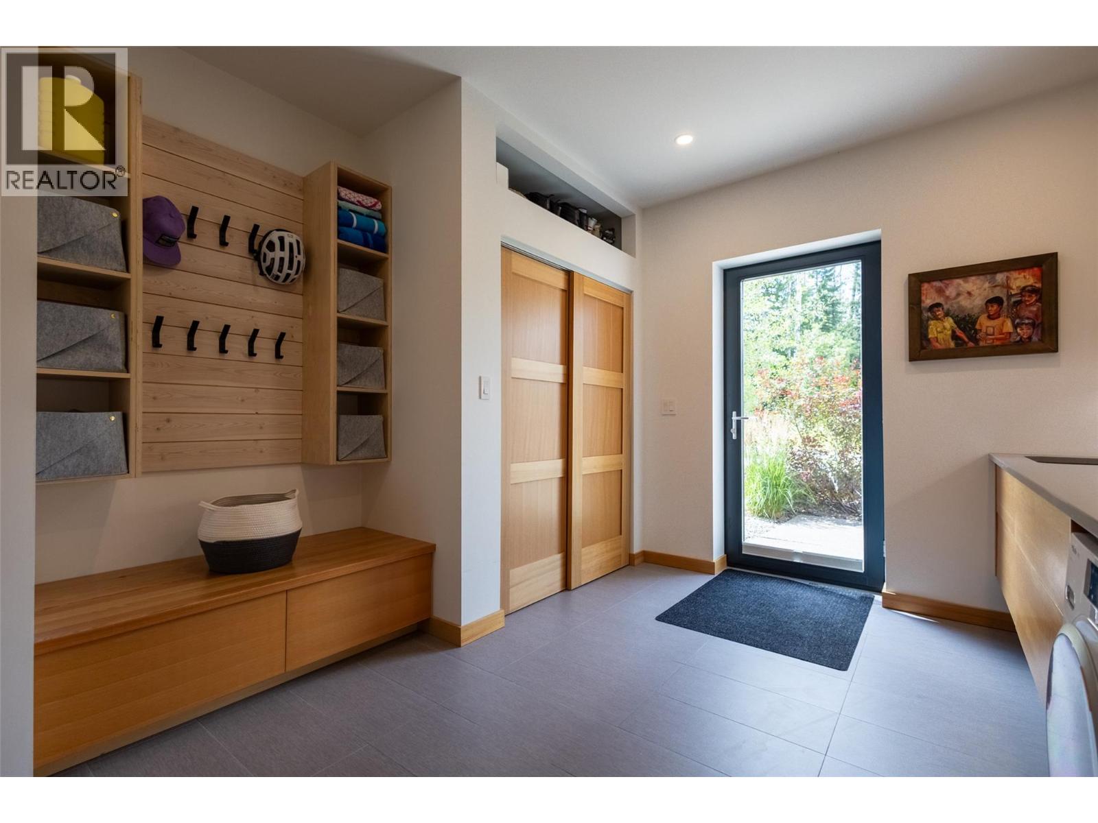 2 Piedmont Drive, Fernie