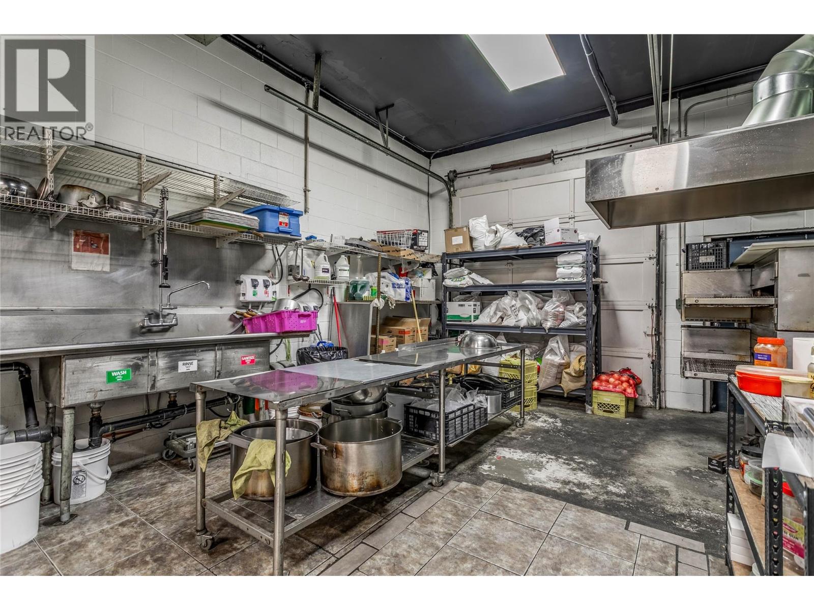 325 Gray Road Unit# C, Kelowna