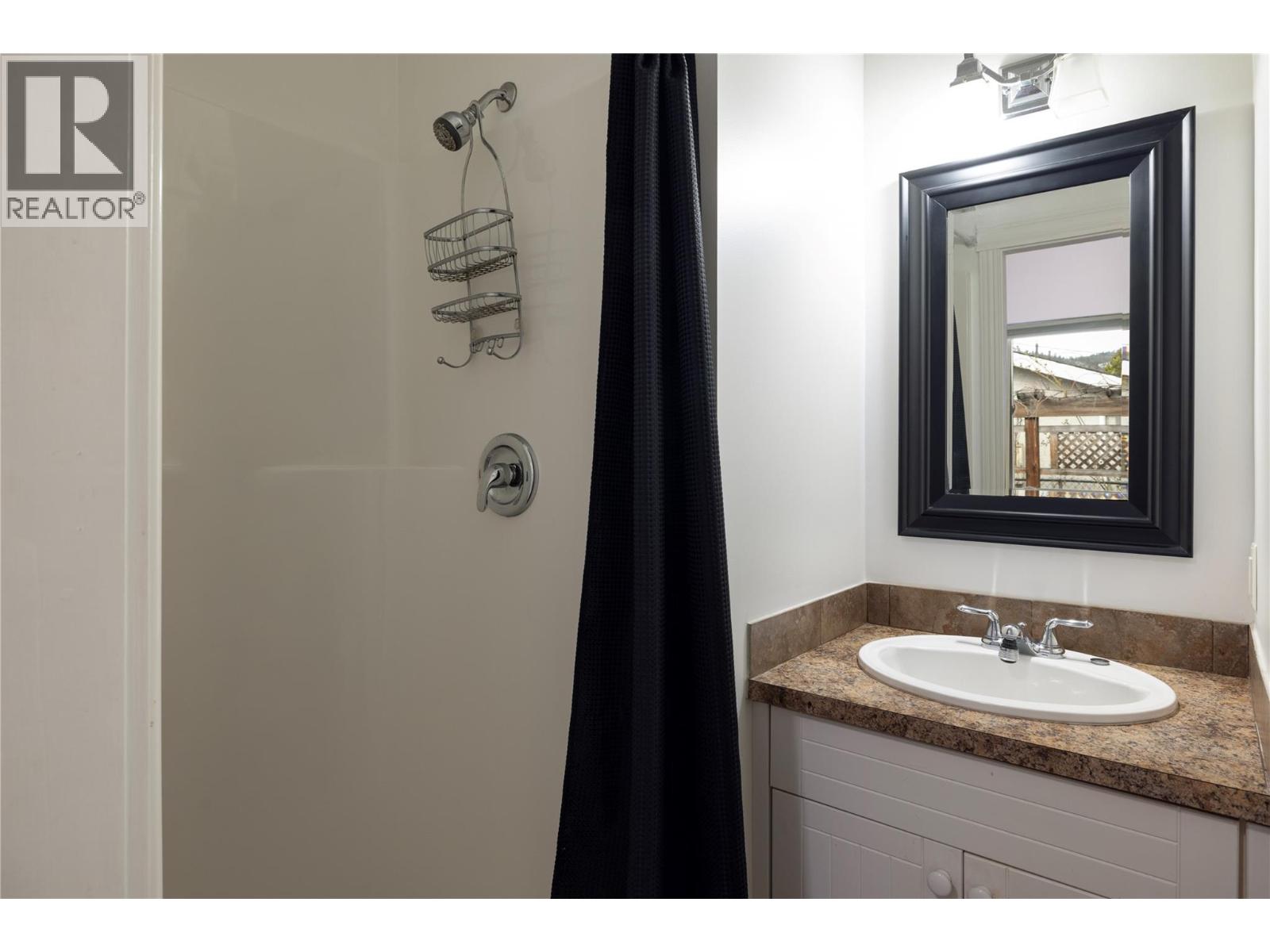 1409 Ethel Street, Kelowna