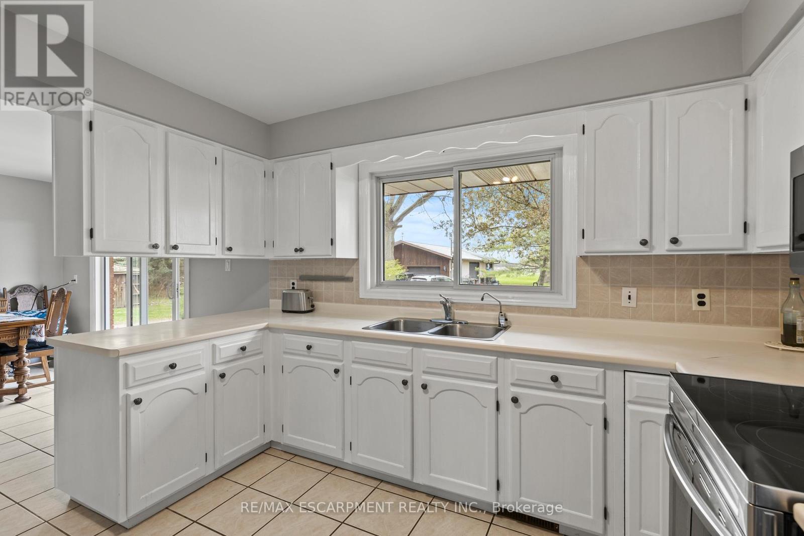 488 TOWNLINE ROAD - 12