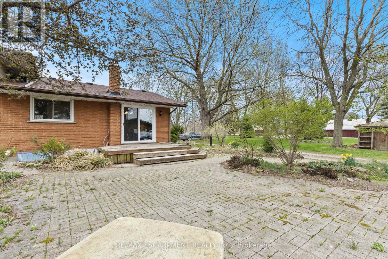 488 TOWNLINE ROAD - 38