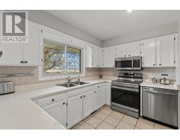 Kitchen - 488 Townline Road, Niagara On The Lake, ON L0S1J0 Photo 11