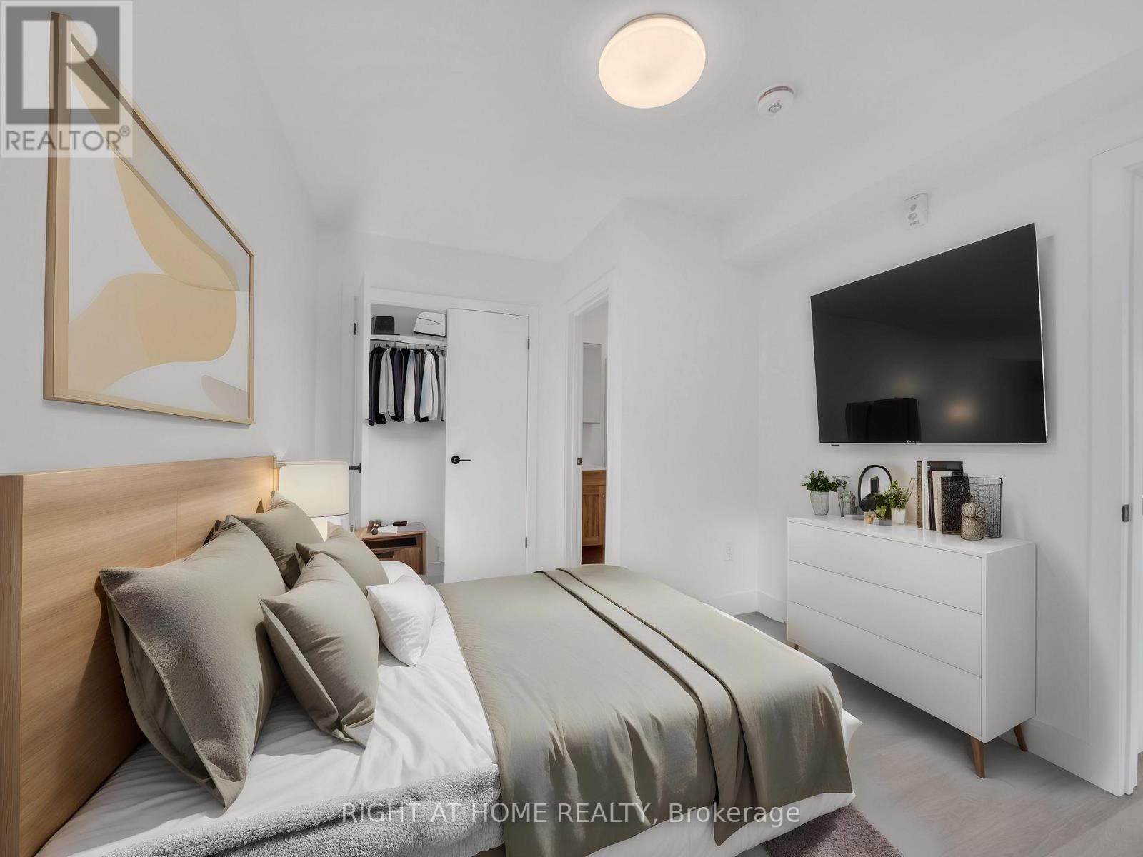 203 - 1804 DROUILLARD ROAD