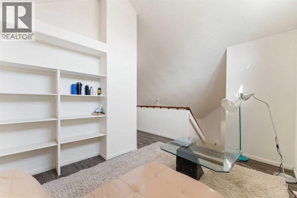 Single Family House for Sale in   Sirocco Drive SW Signal Hill Calgary 