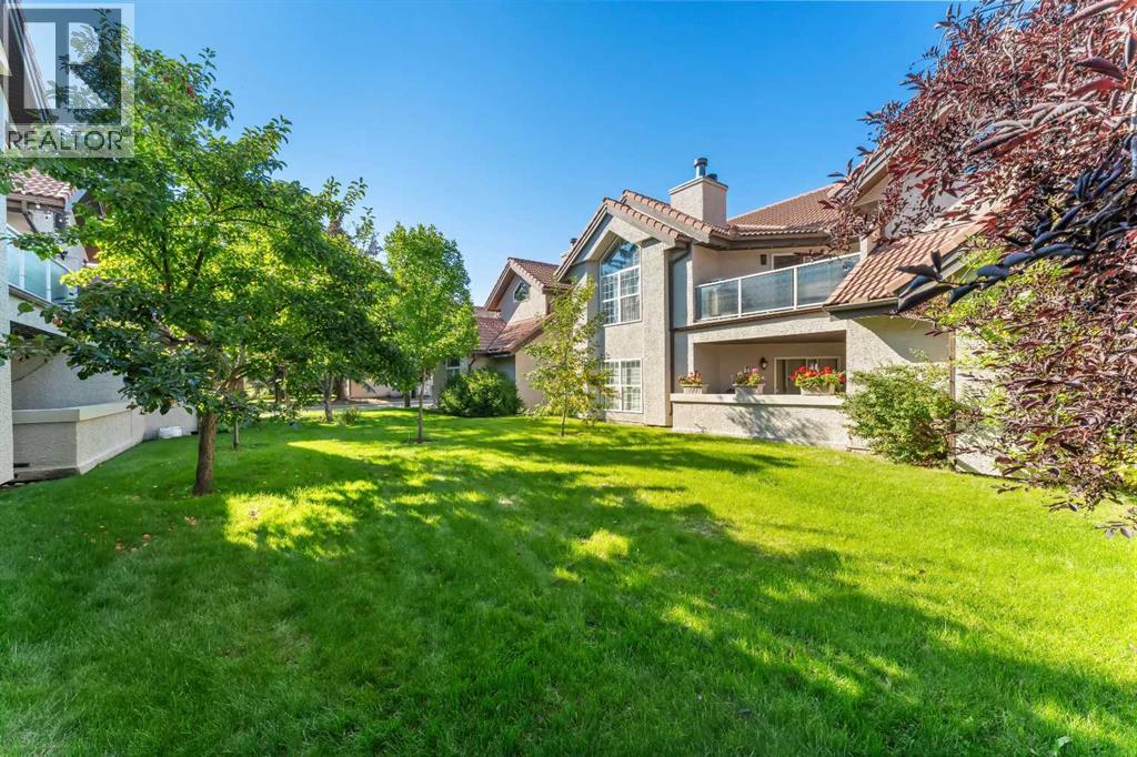 Single Family House for Sale in   Sirocco Drive SW Signal Hill Calgary 