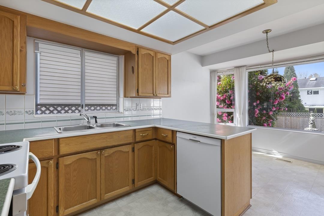 1143 163B STREET, Surrey