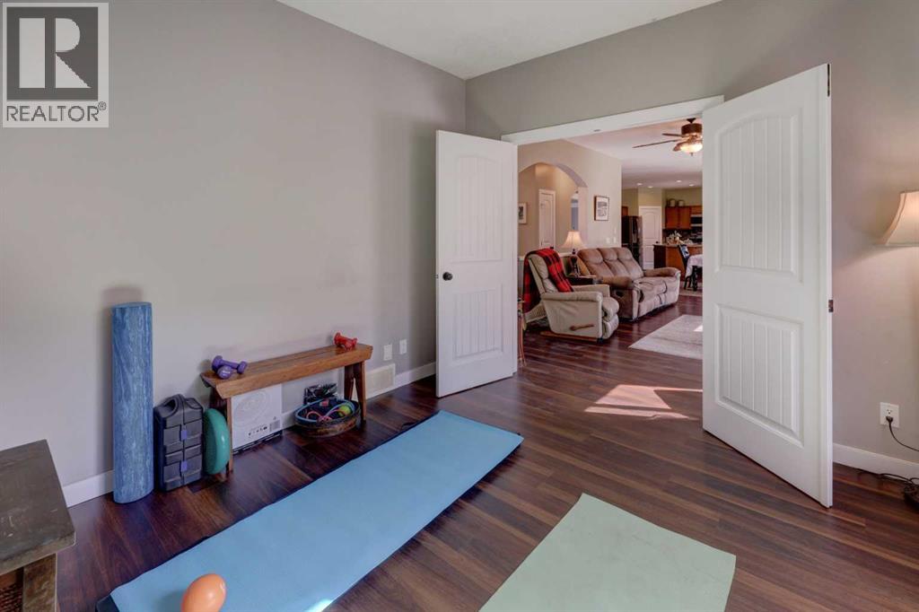 729 CANOE AVENUE SW - 11