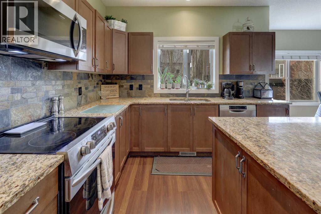 729 CANOE AVENUE SW - 4