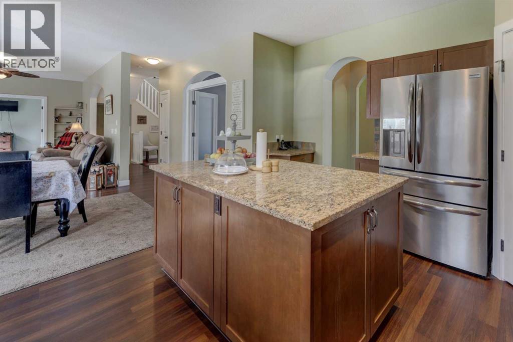 729 CANOE AVENUE SW - 5