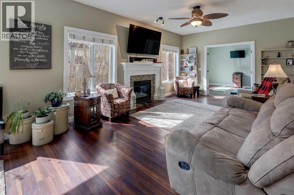 729 CANOE AVENUE SW - 8