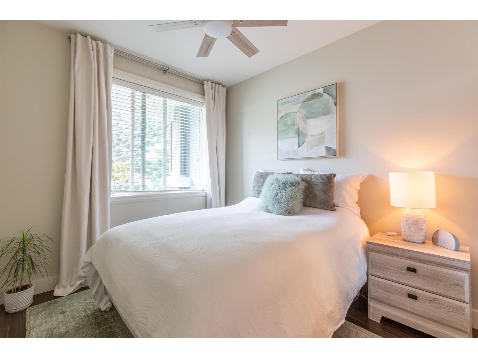 202 45389 CHEHALIS DRIVE, Garrison Crossing, Chilliwack