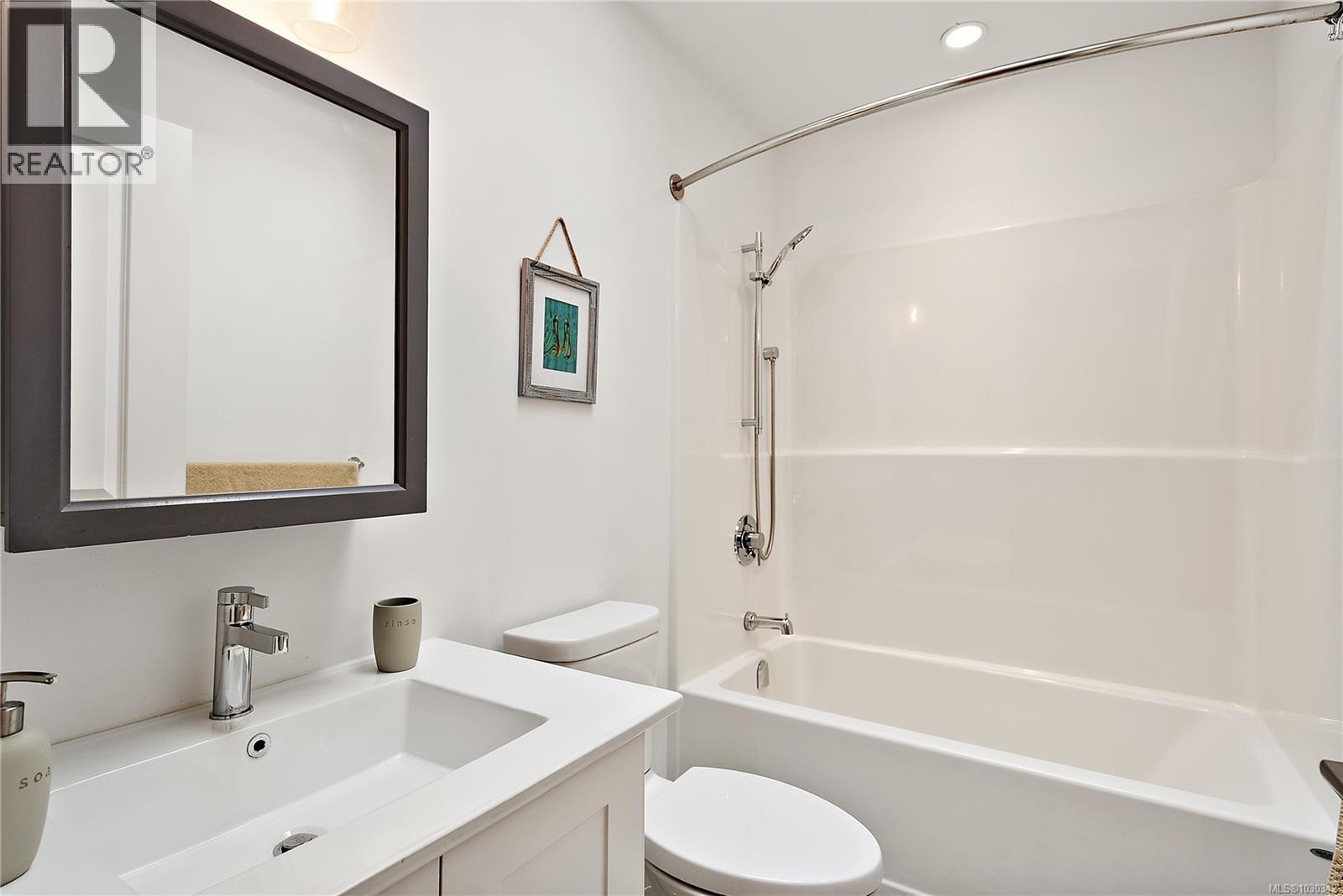 131 LADYSMITH St - 27