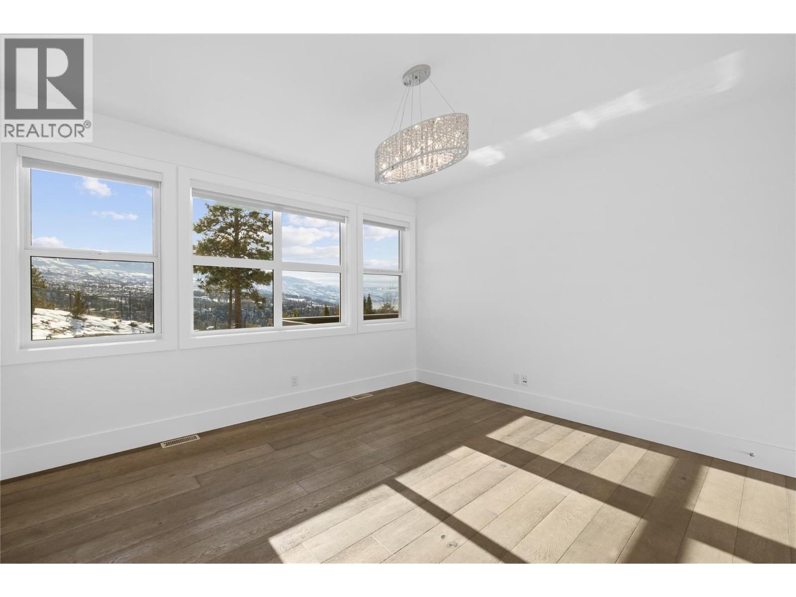  1049 Westpoint Drive, Kelowna