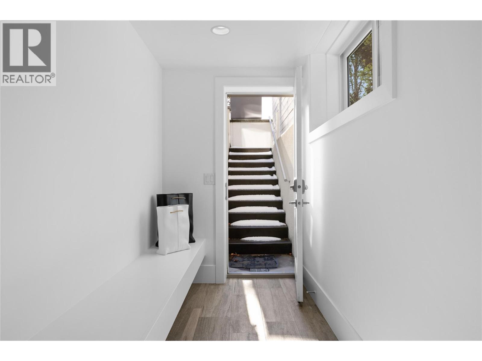  1049 Westpoint Drive, Kelowna