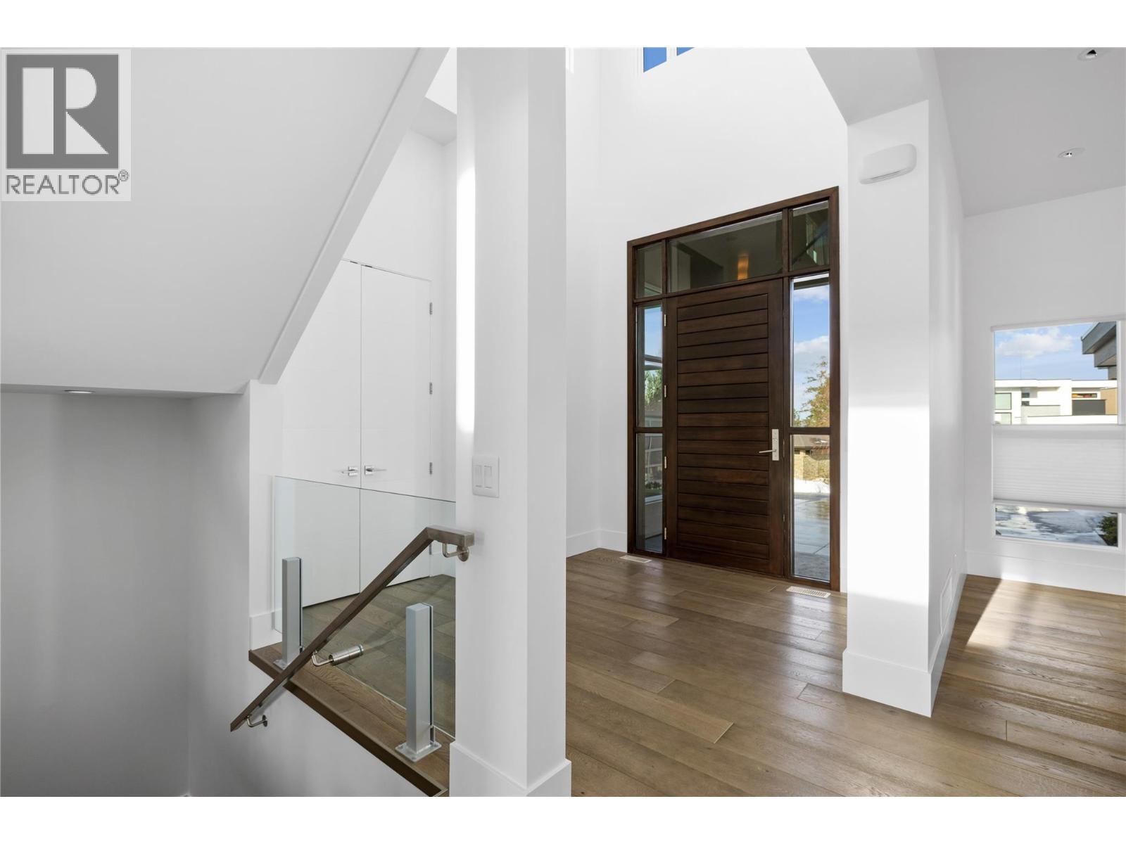  1049 Westpoint Drive, Kelowna