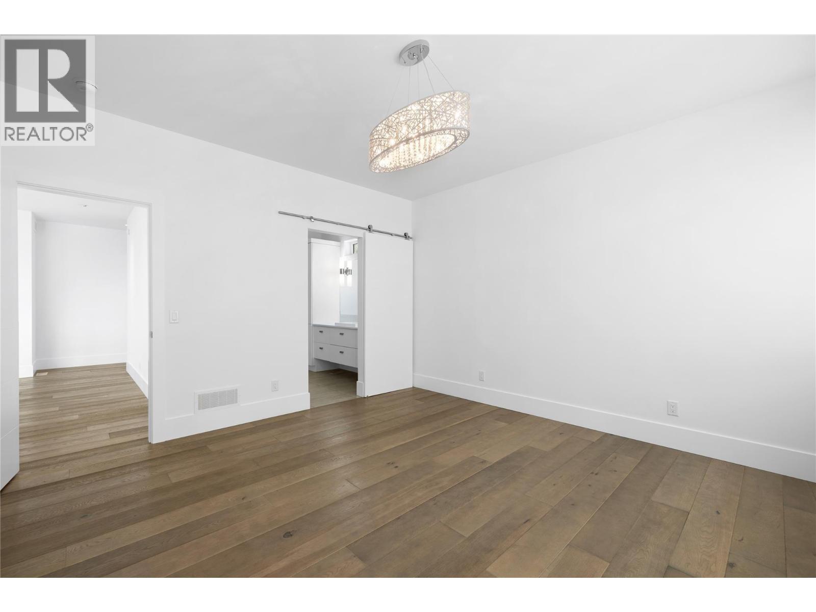  1049 Westpoint Drive, Kelowna