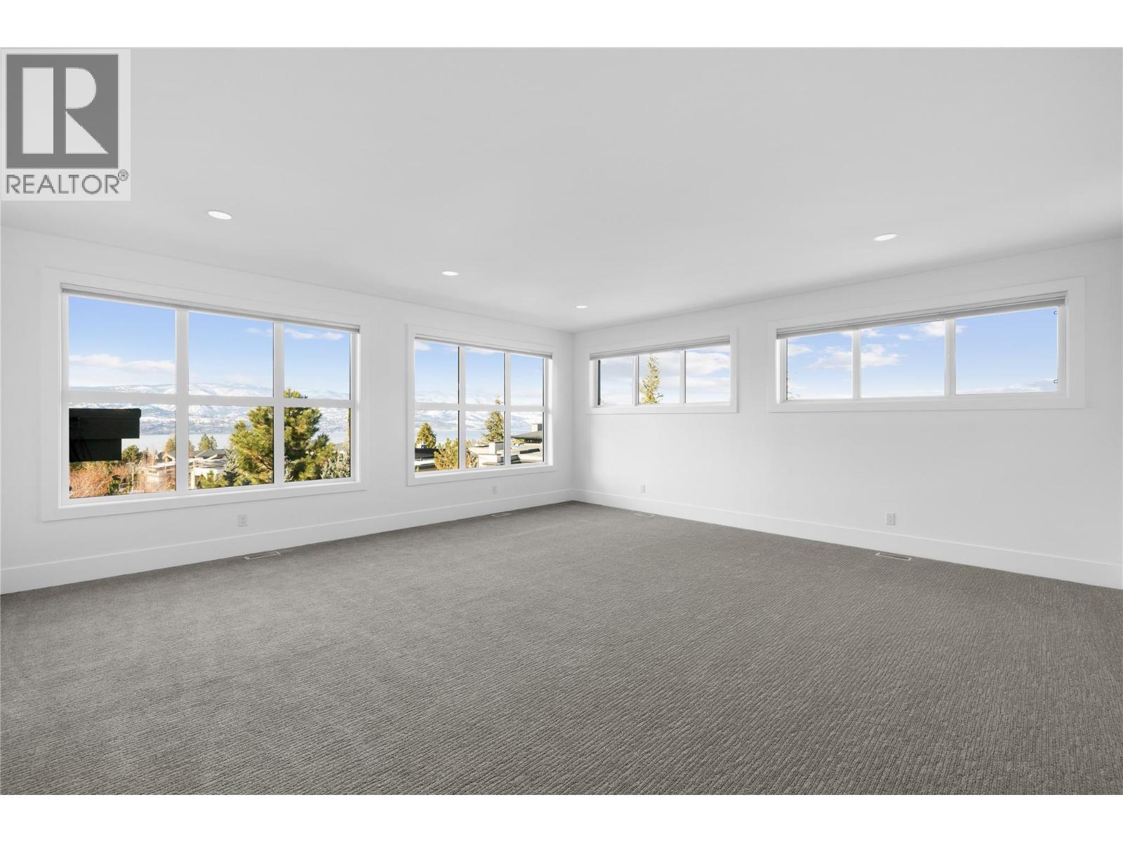  1049 Westpoint Drive, Kelowna