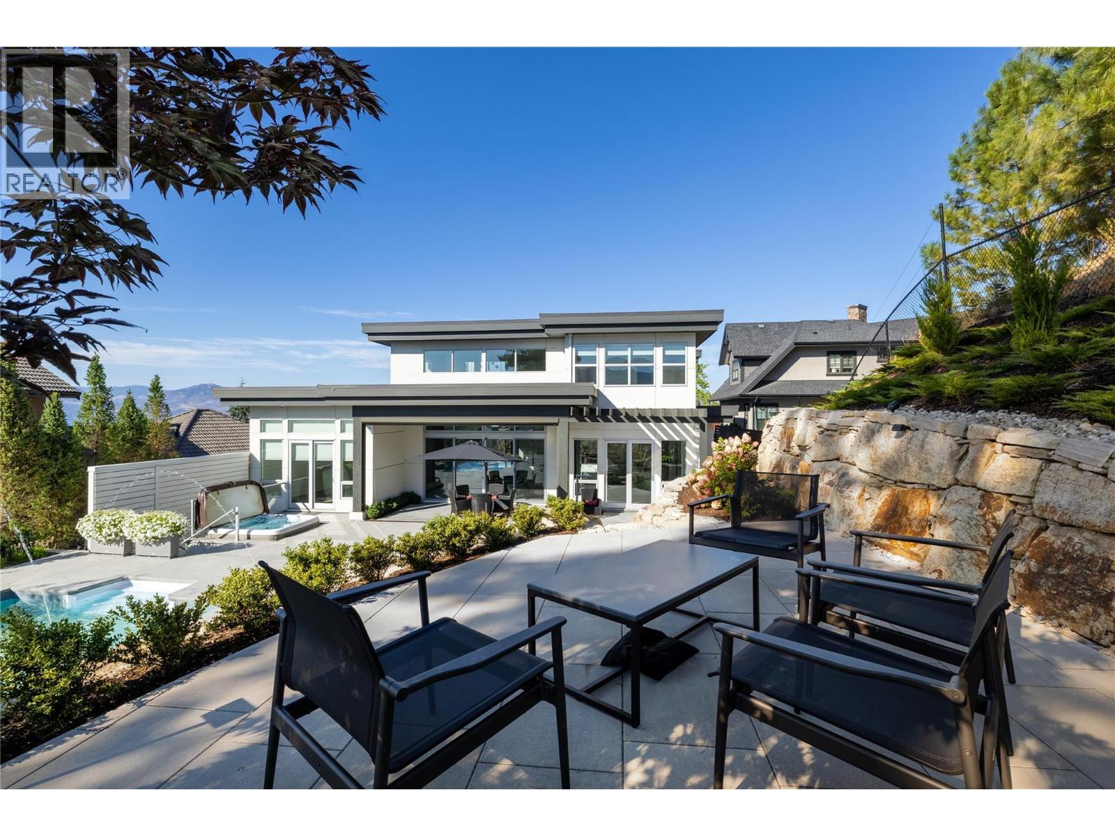  1049 Westpoint Drive, Kelowna
