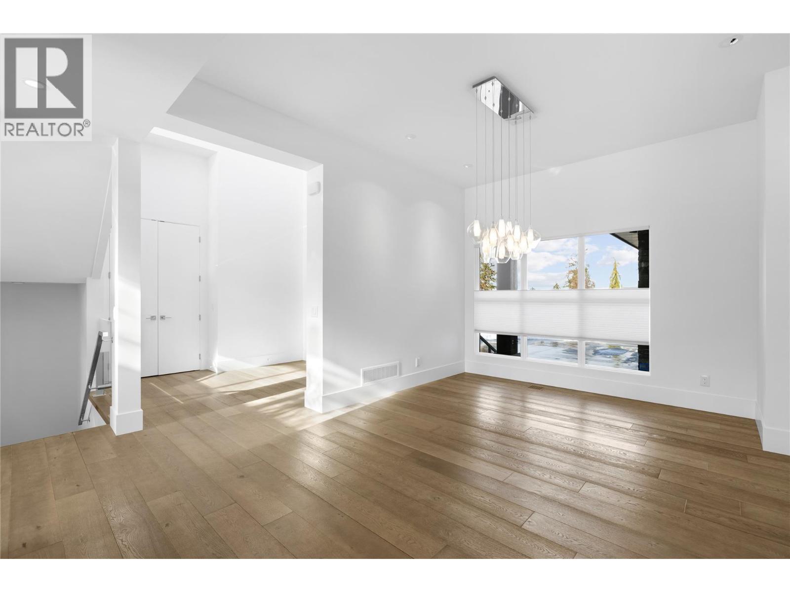  1049 Westpoint Drive, Kelowna